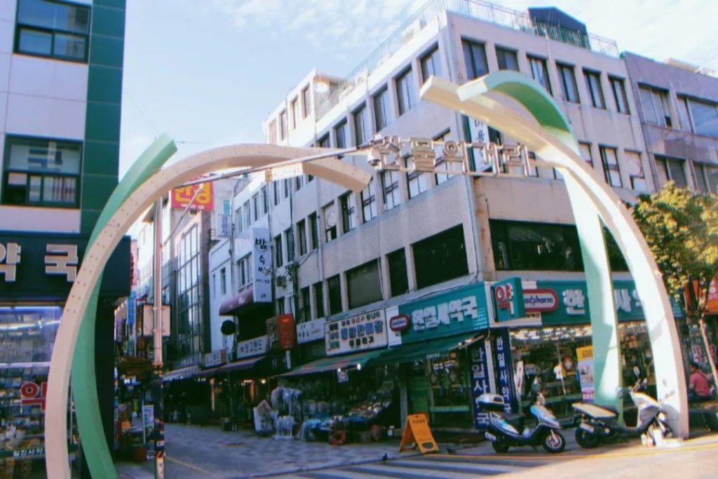 【南浦洞美食】必去的南浦洞美食線路 - Travel To Korea Now