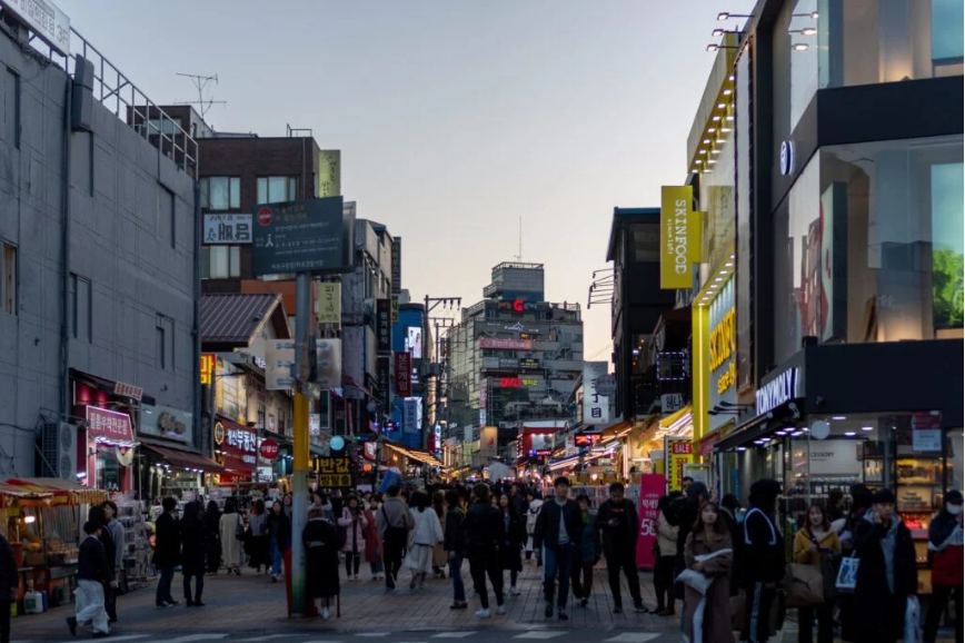 弘大夜市