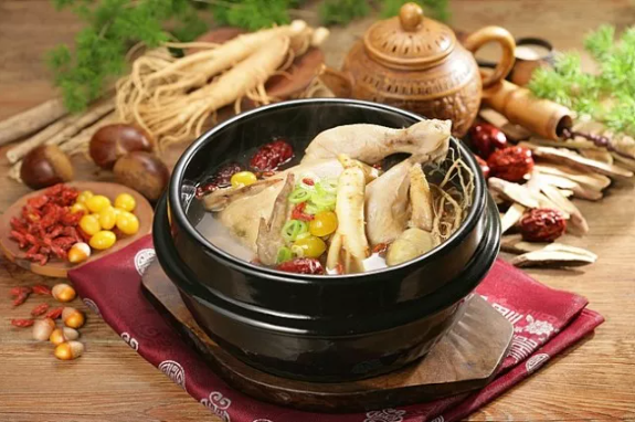蔘雞湯