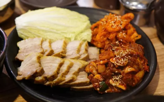 菜包肉 보쌈