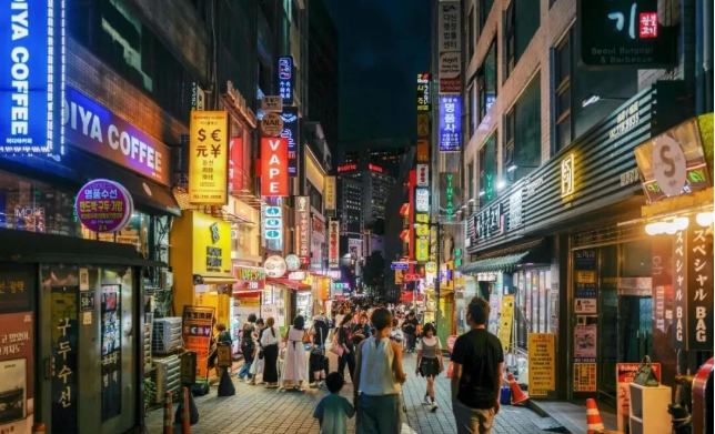明洞(Myeongdong)