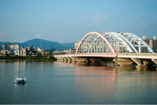 春川