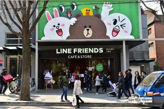 新沙洞林蔭大道 신사동 가로수길