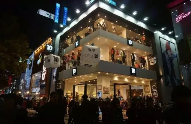 明洞購物街 명동