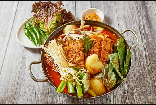 新洞宮馬鈴薯排骨湯 신동궁 감자탕