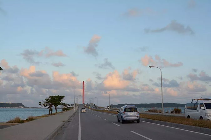 海中道路